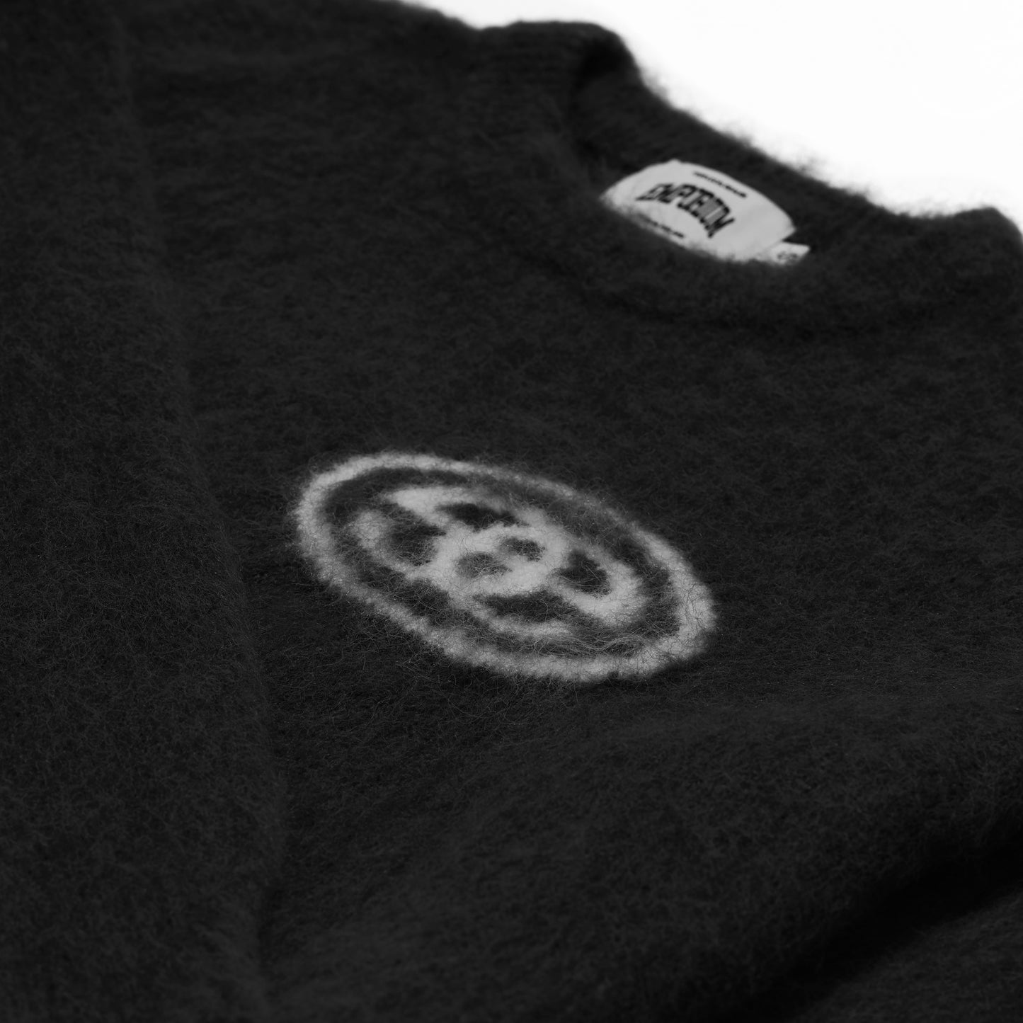 EE Logo Mohair Knit - Black/White